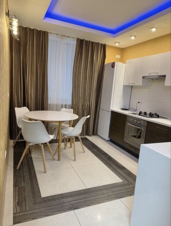 Аренда  современной 2 ком кв 70 м2 Алексеевка, Ярослава Мисли - фото 1