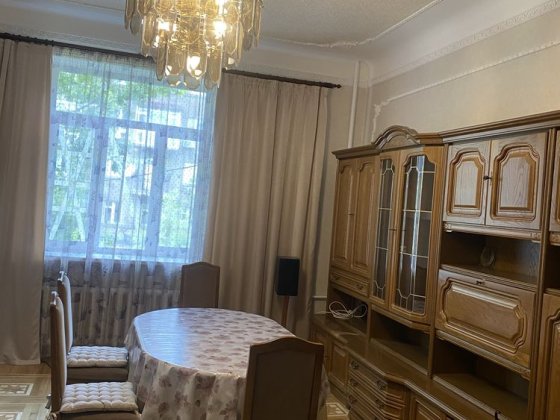 Аренда! Сдам отличную 3-х ком кв 100м2 в центре города у входа в Центральный Парк.Сумская 77/79 Харків