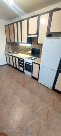 Оренда 2х кімнатної квартири зі зручностями - фото 1