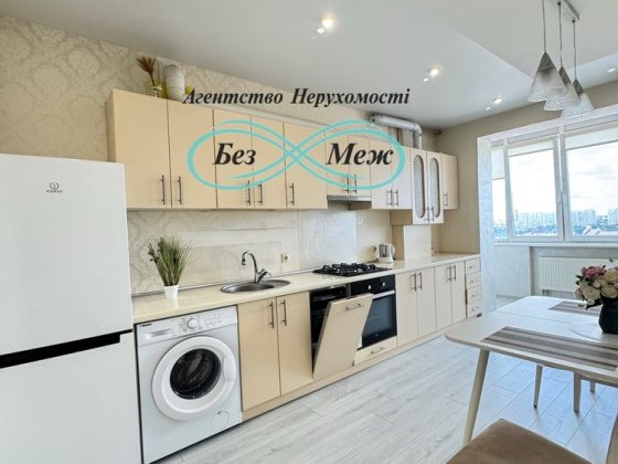 Оренда 1к квартири-студії Лесі Українки 19