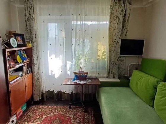 Продаж 2-кімнатної квартири по вул.Бекешкіної Ірини (Карбишева), 18б Київ