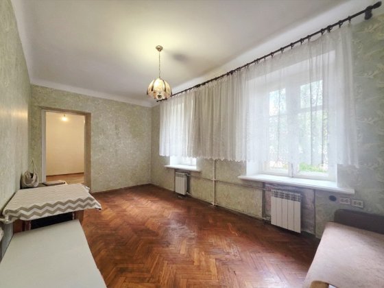Продається 2-кімнатна квартира на Берестейському проспекті, 60. м. Шулявка, м. Берестейська Киев