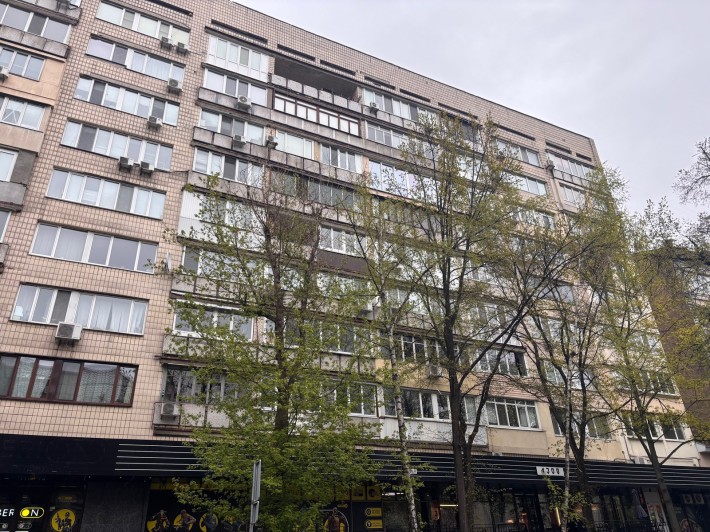 Продам 2 кімн. квартиру в Центрі, вул. Обсерваторна, 12а - фото 1