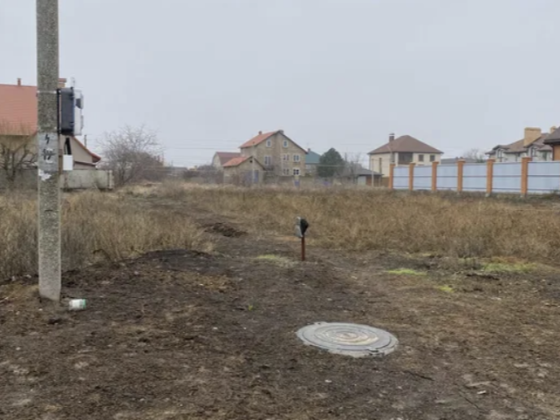 Небольшой земельный участок Хорошів