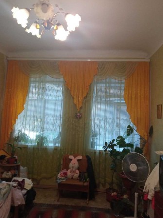 Продам частину будинку в центрі міста - фото 1
