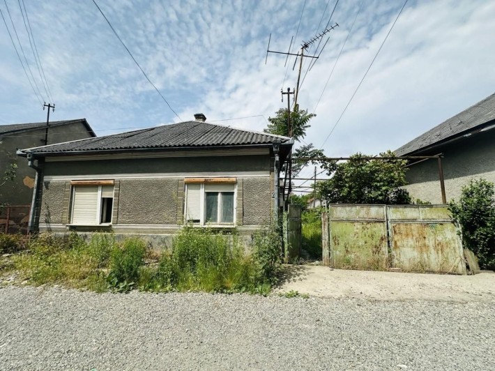 Продається будинок у м. Виноградів - фото 1