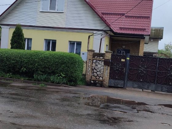 Продам власний будинок площа 119 м.кв. Глухів