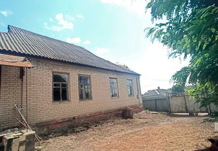 Продам будинок в Дергачах в районі центру - фото 1