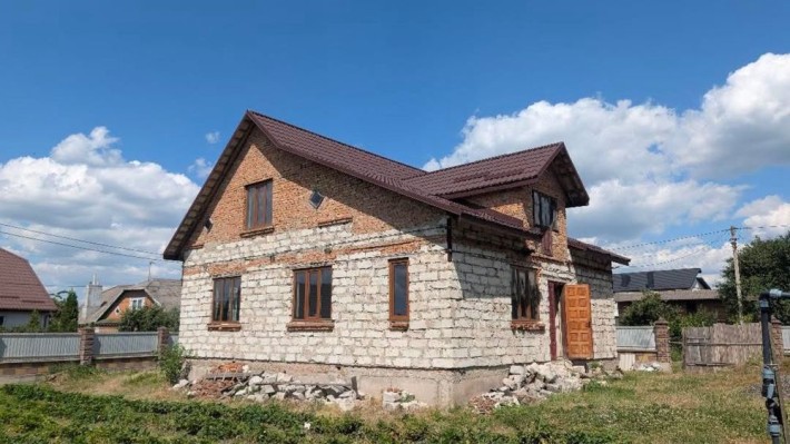 Продаж будинку 98 м² у м. Дубно | 8 соток | 60000 $ - фото 1