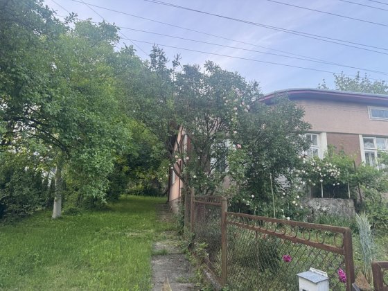 Приватний будинок Долина
