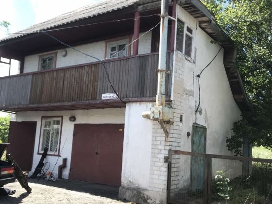 Продам дачу на берегу реки Жовті Води