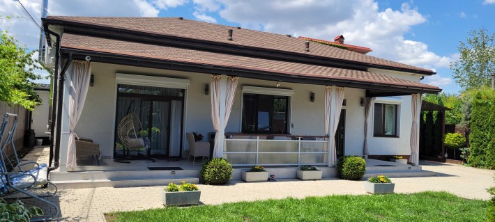 Продам дом Черноморск - фото 1