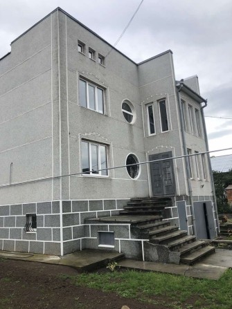 Будинок 340 м² у центрі Коломиї, 10 соток, всі комунікації, можливий обмін на Київ - фото 1