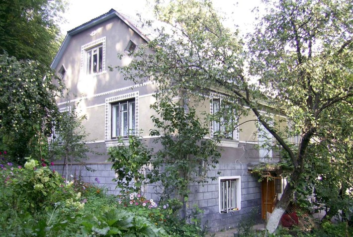 Будинок  Кременець - фото 1