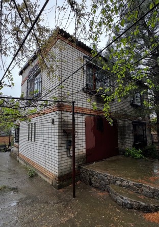 Продається будинок у місті - фото 1