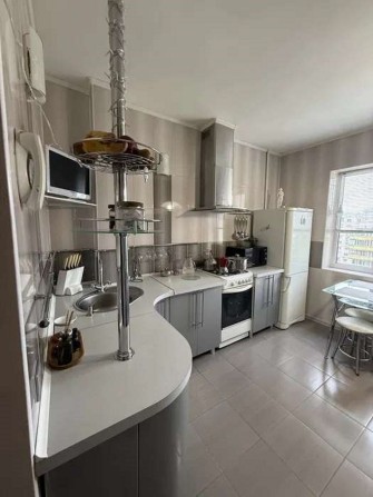Продається 3-кімнатна квартира Дарницький район, вул. Тростянецька, 8б - фото 1