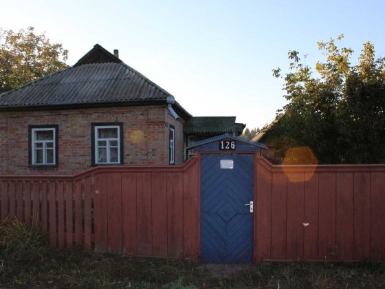 Продається цегляний приватний будинок за ціною квартири у Ніжині Нежин