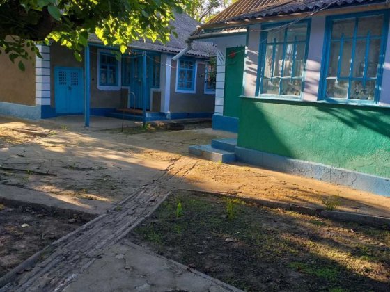 Продам 2 будинки + земельна діляка, Вінницька обл., с. Козлів Могилев-Подольский