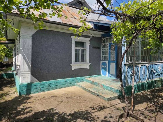 Продається будинок в с. Озаринці
