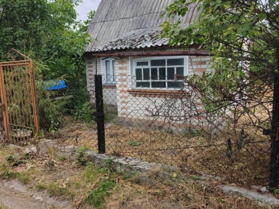 Дача з будинком 6 сотих землі Нововолынск