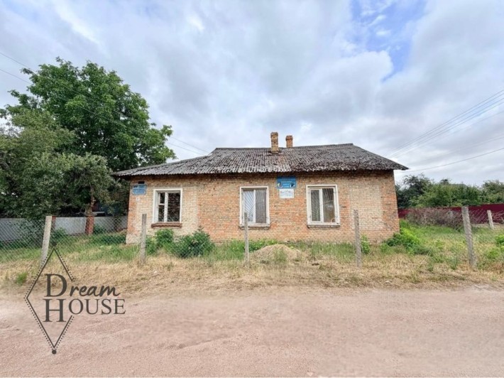 Продаж цегляного будинку - фото 1