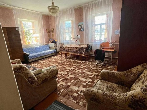 Продаж будинку 4-кімнати р-н  с.Нове