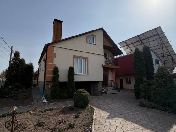Продаж 2-поверхового будинку Звягель