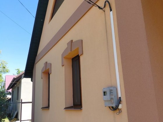 Продається будинок з ремонтом, район Новолозовка