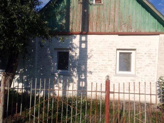 Продам будинок у Фастові, 64,1 м², 5 соток, газ, гараж, 10 хв до вокзалу, 60 км від Києва