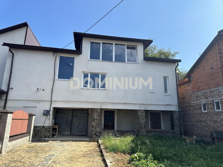 Продаж  будинку в центральній  частині  м.Хуст - фото 1