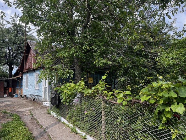 Продам хату у селі Городище з дуже хорошою тиреторією - фото 1