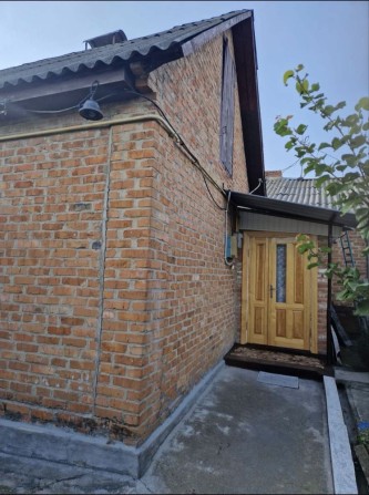 Продам частину будинку у місті Гайсин - фото 1