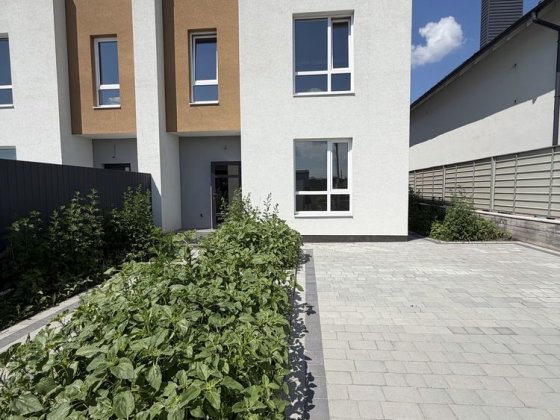 Продаж сучасного дуплекса в Бохониках — без комісії для покупця Бохоники