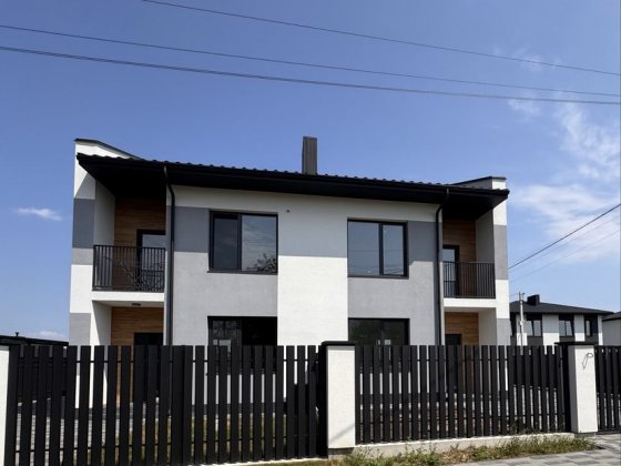 Продаж дуплексу в с.Тарасове. Клавдієво-Тарасове