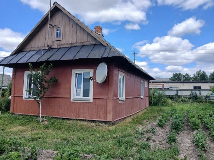 Продам деревʼяний будинок - фото 1