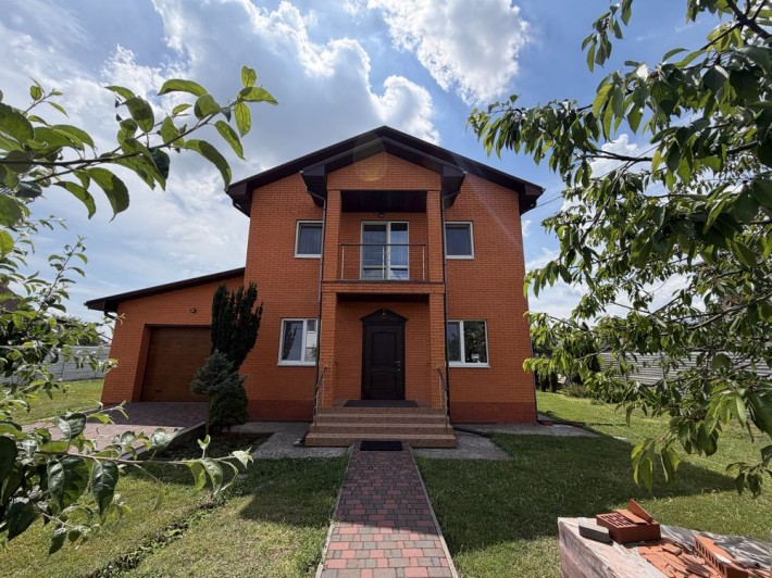 Продам 2-х этажный дом Подгородное 177 м без комисии для покупателя - фото 1