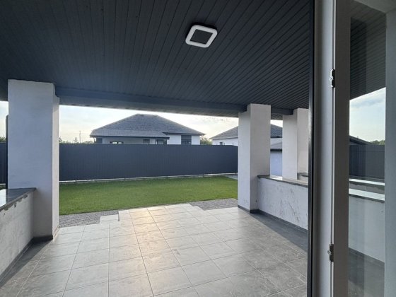 Продаж сучасного будинку, 124кв.м в с. ЗАРІЧАНИ Зарічани