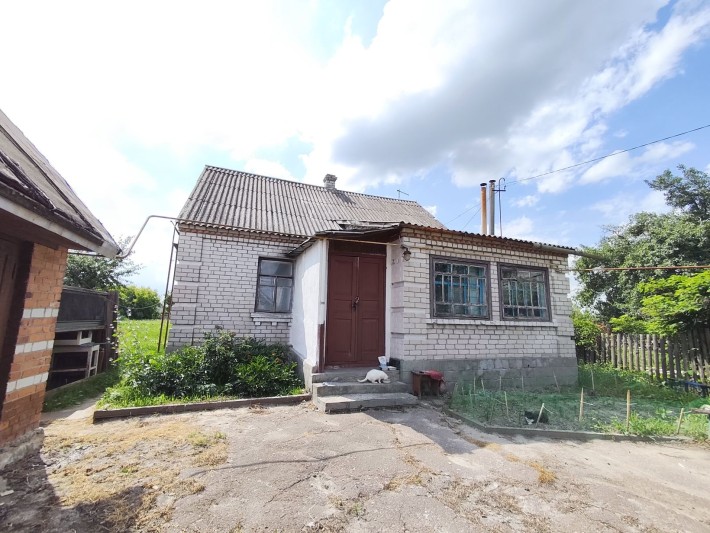 Продається цегляний будинок у  с. Глибочиця - фото 1