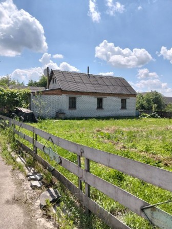 Продам будиночок в Черняхові. - фото 1