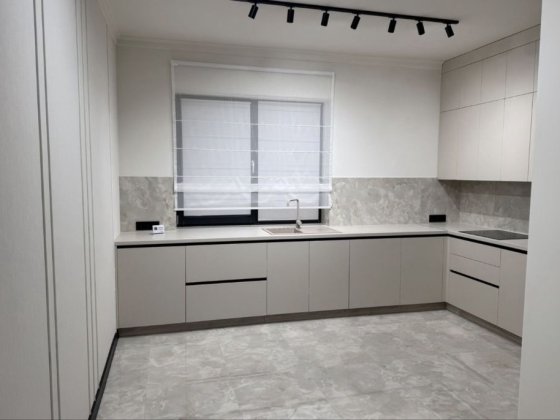 Продаж котеджа  Минай Минай