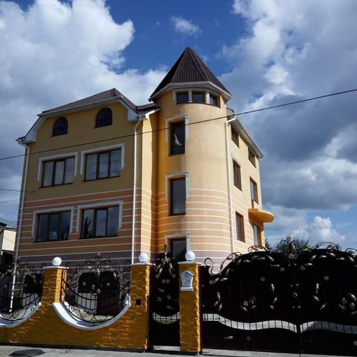 Будинок в пригороді Ужгорода, с. СТОРОЖНИЦЯ - фото 1