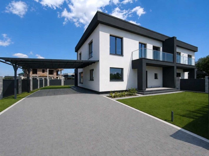 Преміальний дуплекс 180 м² на 4 сот в Угорниках. Якісне будівництво, велика тераса, накриття на 2 ав - фото 1