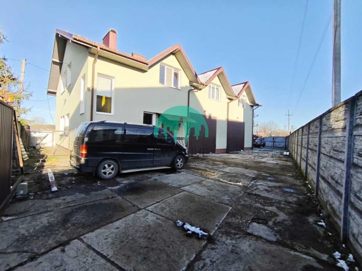 Продається великий будинок біля міста (60) - фото 1