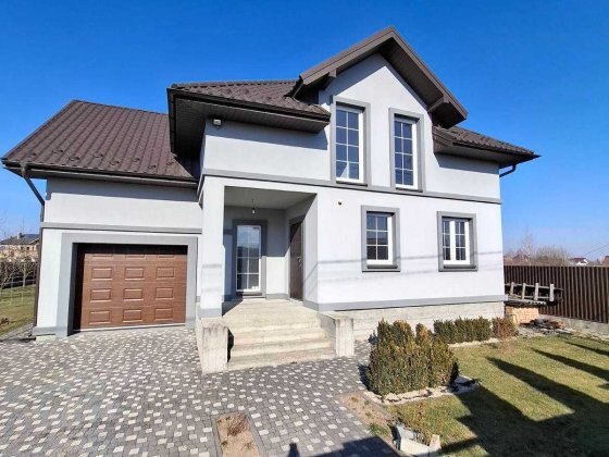 Продам 2 нових будинки на 12сотках в елітному районі.Драгомирчани. Драгомирчани