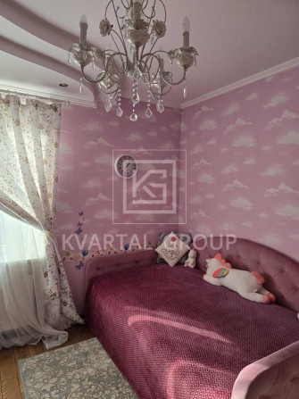 Капітальний маєток у курортному Ворзелі: 287 м², 5 спалень та велика ділянка!! - фото 1