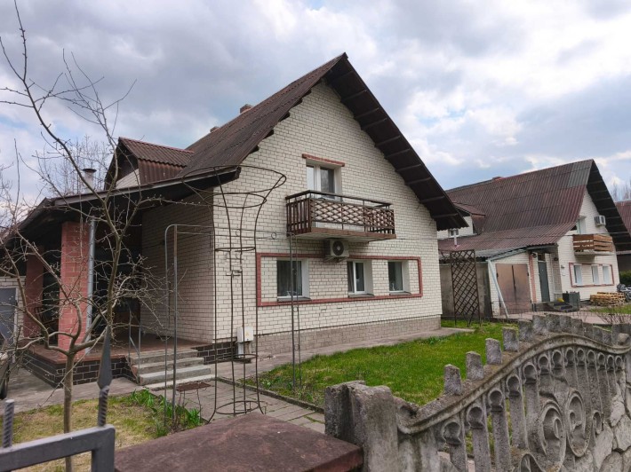 Продам Цегляний будинок для великої родини | Баня, гараж, 5 соток | Славутич - фото 1