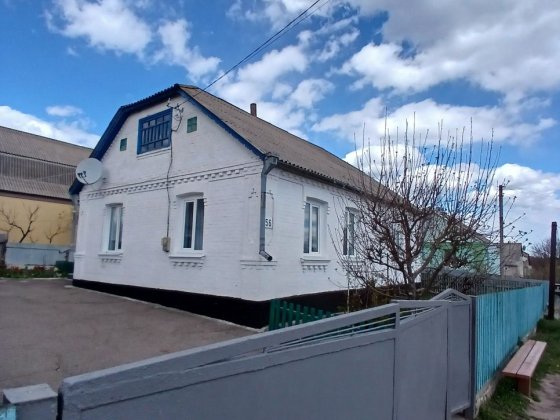 Пропоную до продажу затишний житловий будинок від власника у місті Сквира.  Білоцерківського  району Сквира