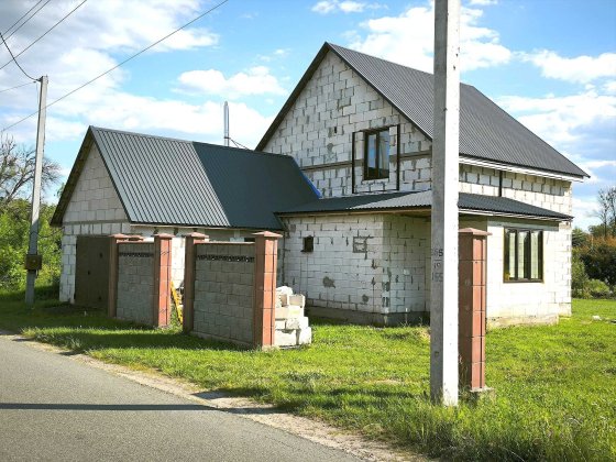 Продам жилий будинок в смт.Макарів.Зручна локація.Інфраструктура. Макаров