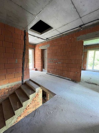 Продаж будинку, 2 поверхи, монолітна конструкція. - фото 1