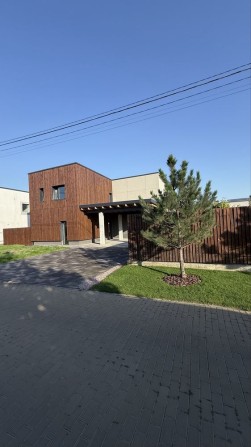 Продаж будинку без комісії, від власника - фото 1